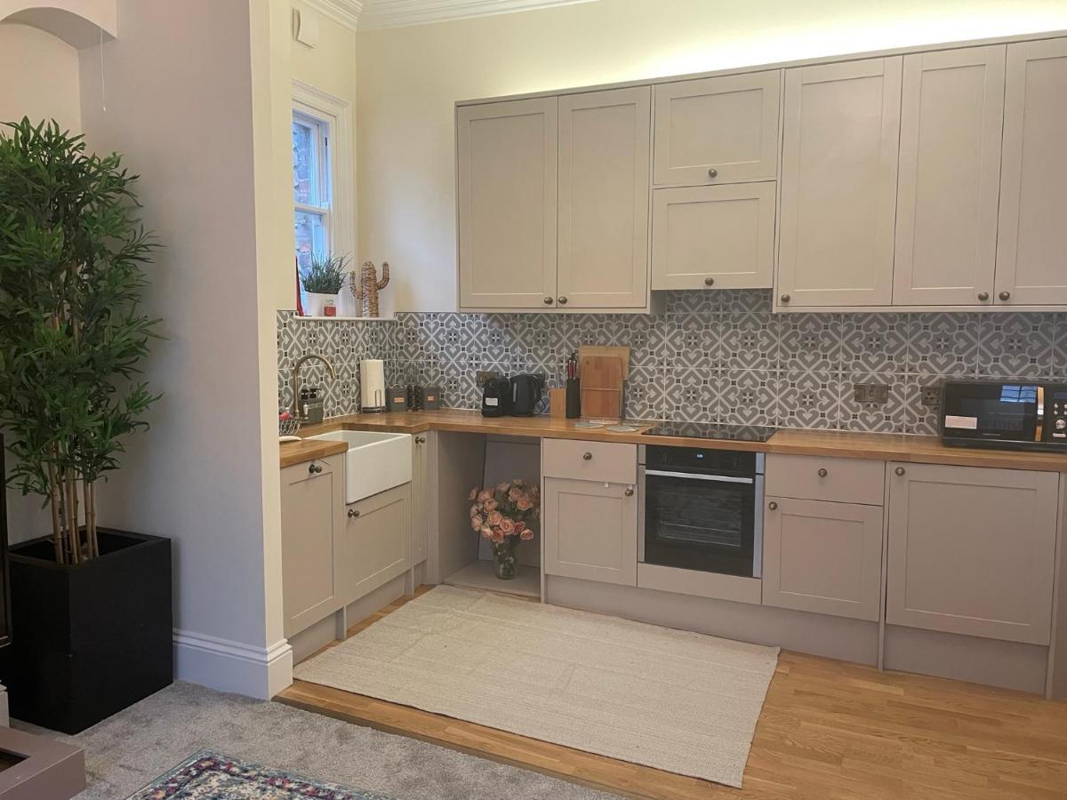 Luxury Apartment Opposite The Shambles York Buitenkant foto